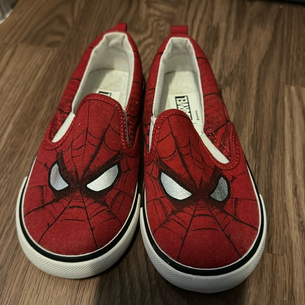 Kids shoes